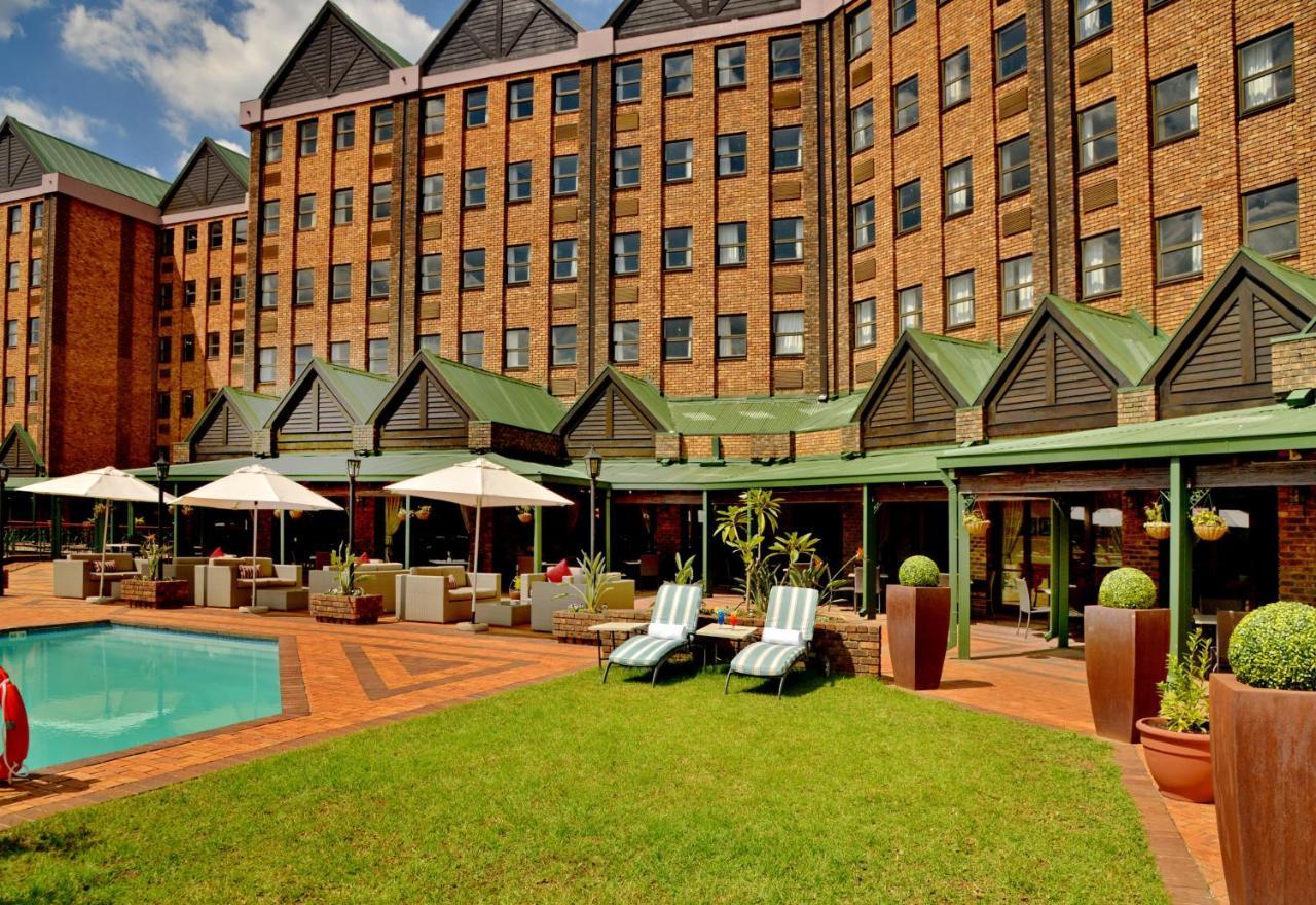 The Centurion Hotel Exterior foto